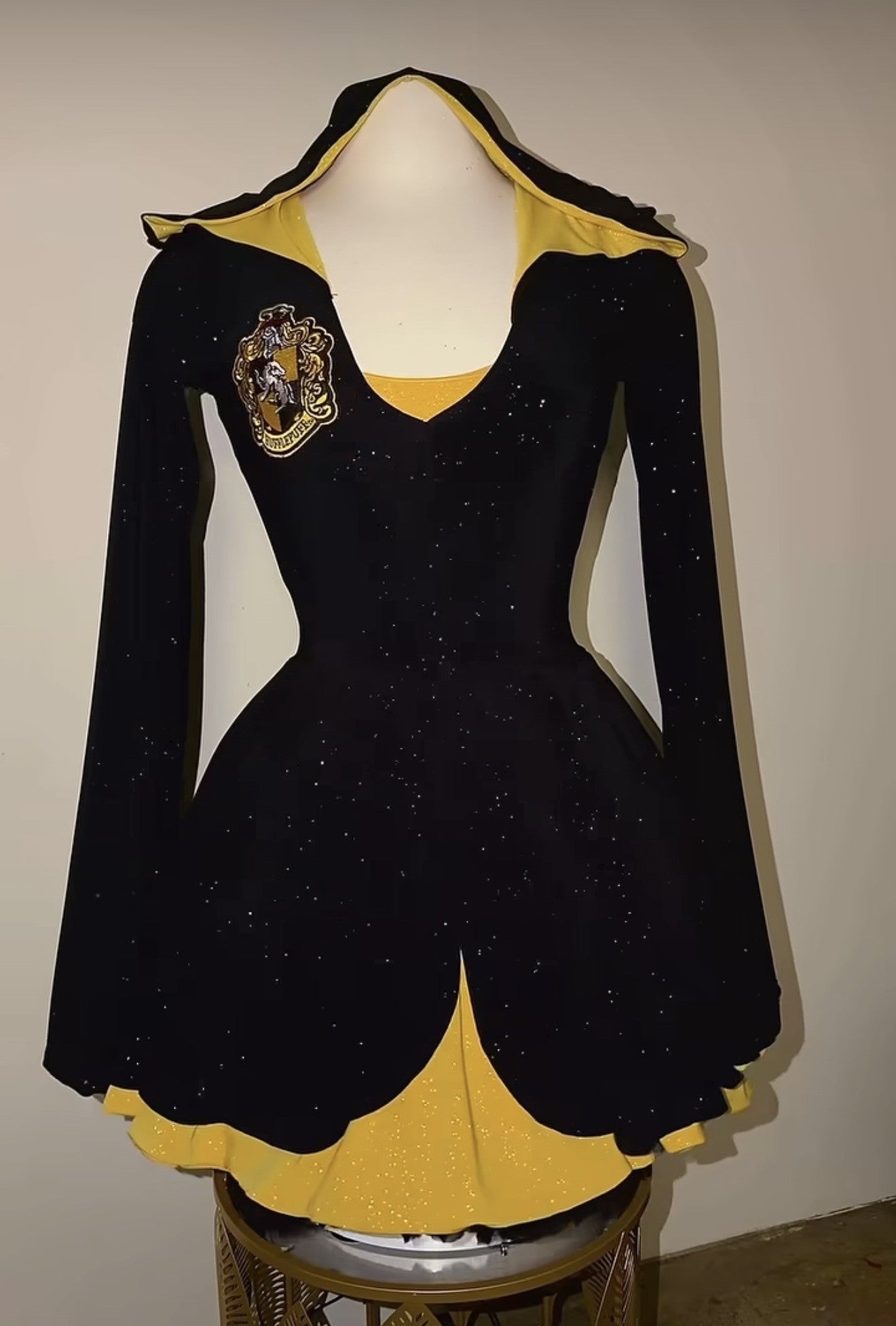 YELLOW WIZARD ROBE